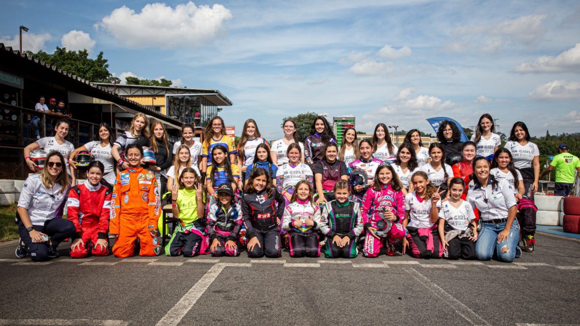 Marcella Assumpção, Anna Luiza Pimpão e Mariana Serafim são as campeãs da 1ª edição da Seletiva de Kart FIA Girls On Track na Granja Viana